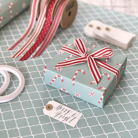 Gift Wrap - The Irish Country Home
